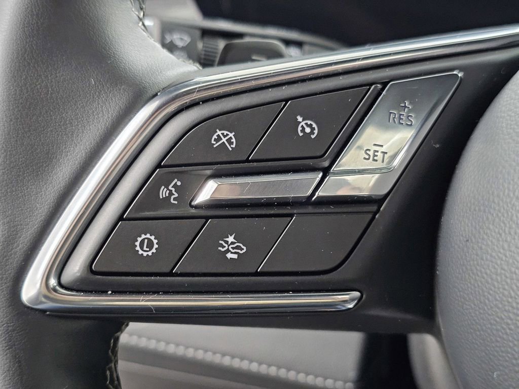 Used 2025 Buick Enclave Preferred image 31