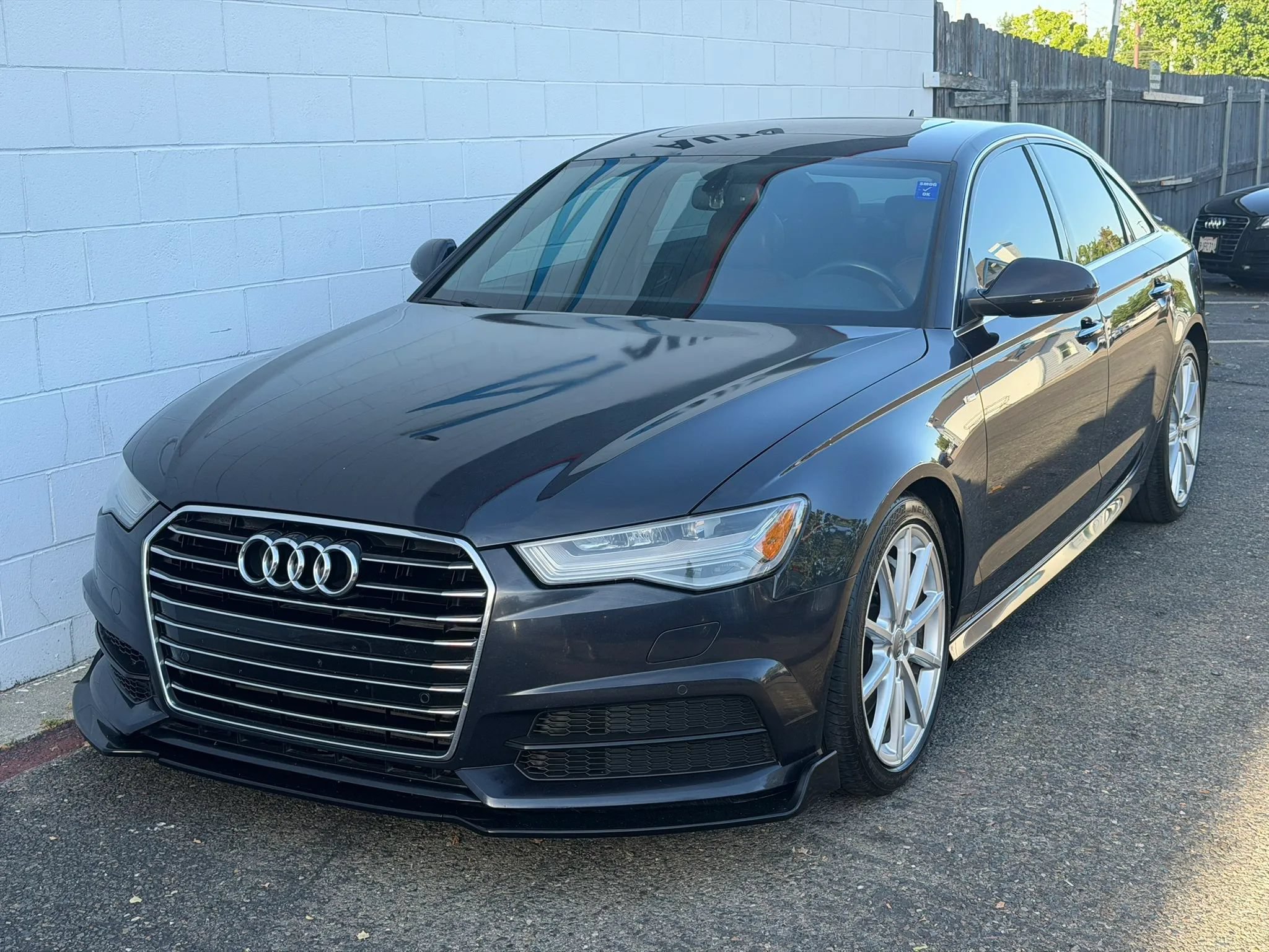 Used 2018 Audi A6 2.0T Premium Plus w/ Premium Plus Package FWD image 2