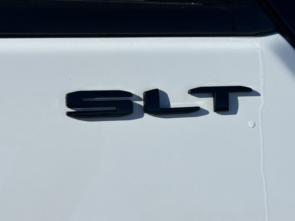 Certified 2022 GMC Terrain SLT w/ Tech Package AWD/4WD image 10
