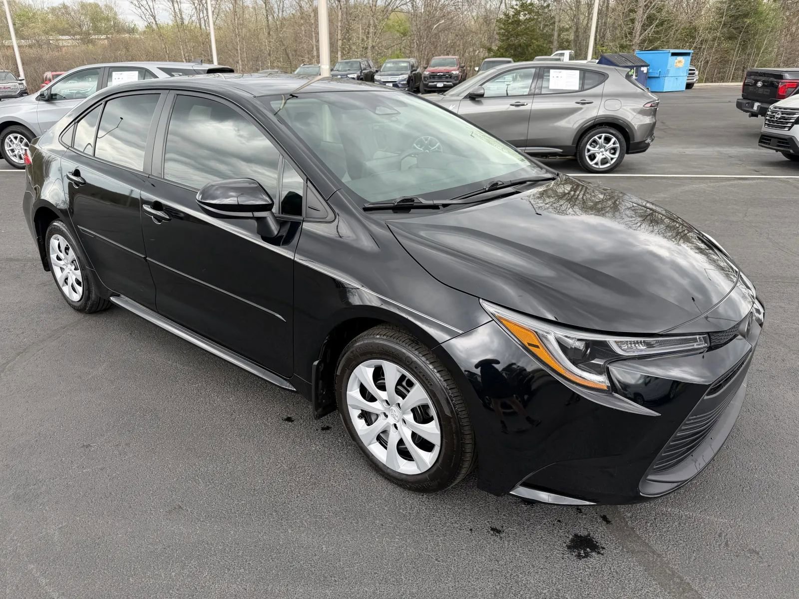 Used 2024 Toyota Corolla LE image 5