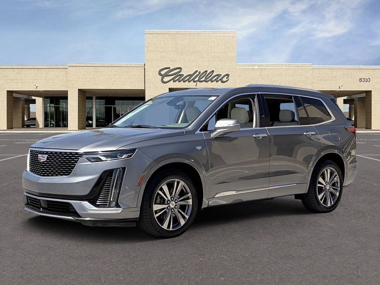Used 2020 Cadillac XT6 Premium Luxury FWD image 32