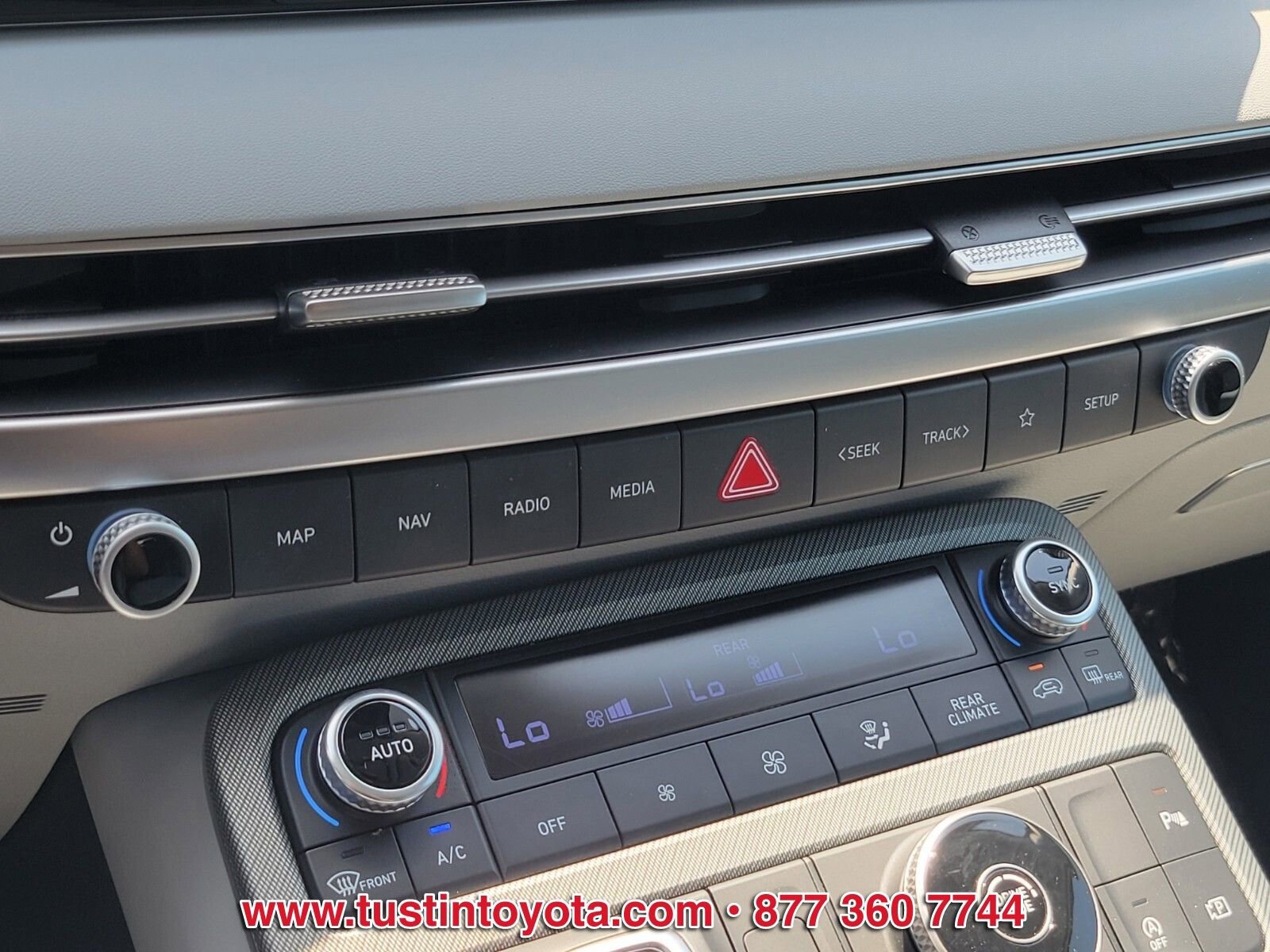 Used 2023 Hyundai Palisade SEL w/ Cargo Package FWD image 24