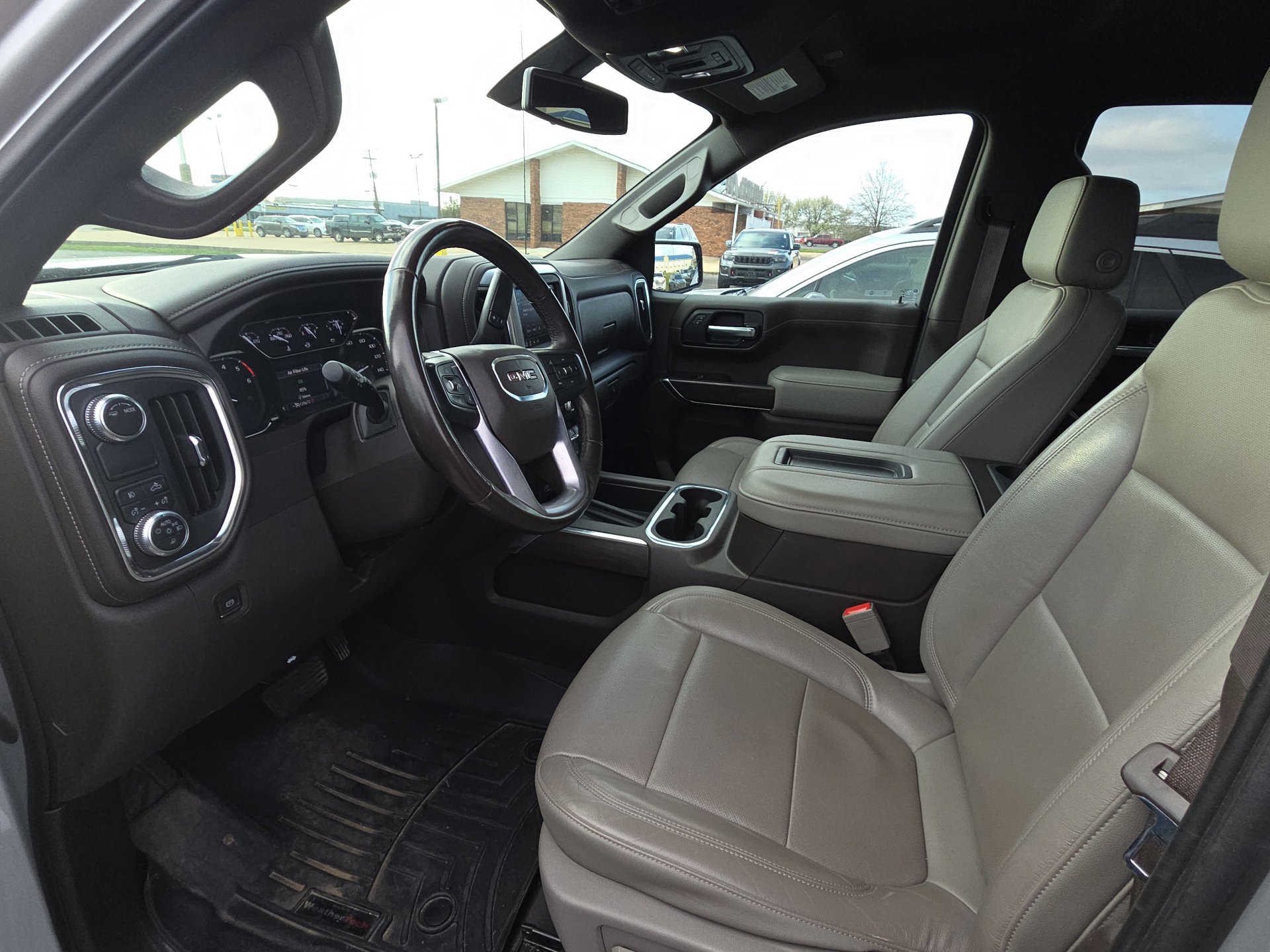 Used 2020 GMC Sierra 1500 SLT image 10
