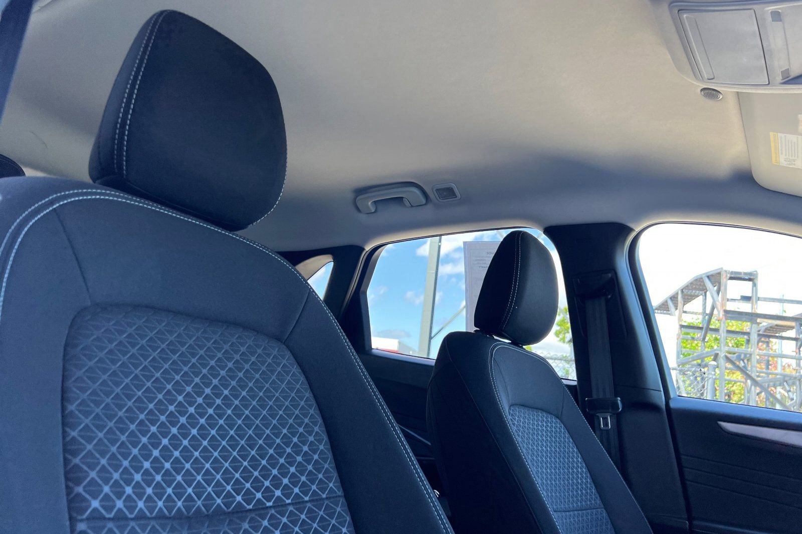 Used 2024 Ford Escape Active AWD/4WD image 19