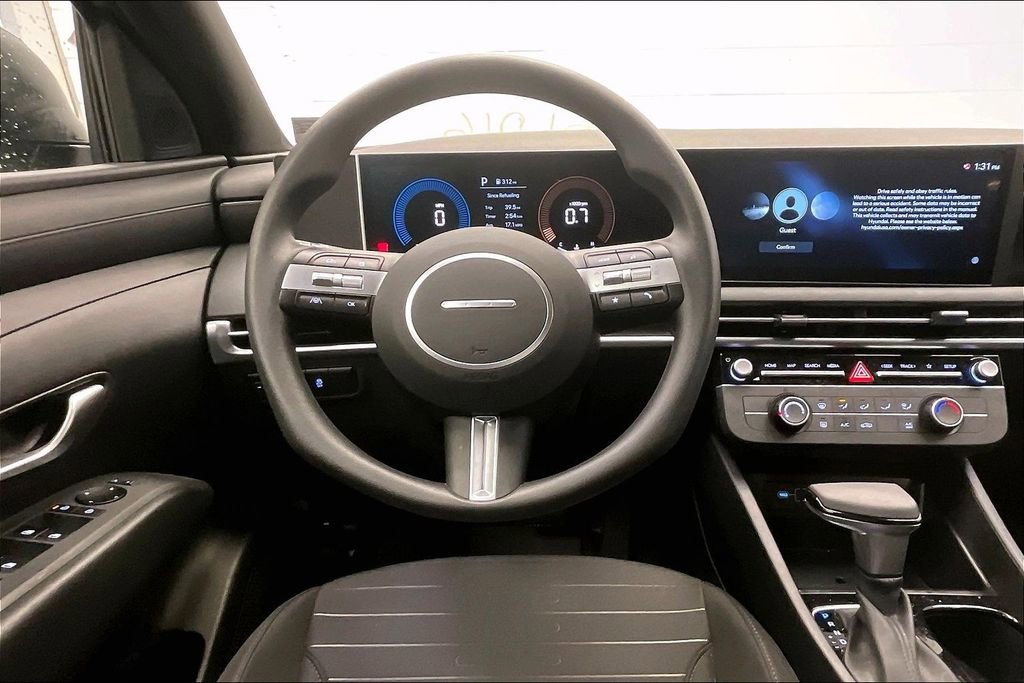 Certified 2026 Hyundai Santa Cruz SE image 4