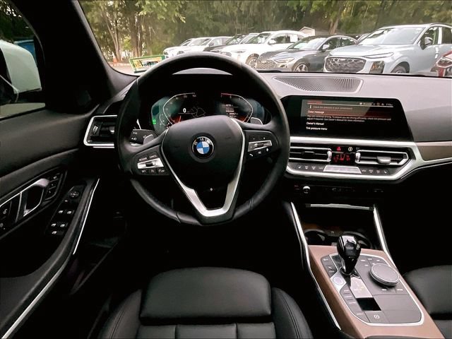 Used 2021 BMW 330i xDrive Sedan w/ Convenience Package AWD/4WD image 11