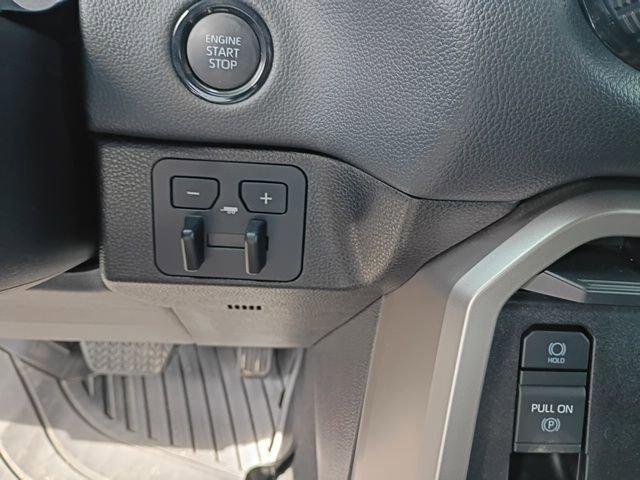 Used 2026 Toyota Tundra Limited w/ Power Package image 9