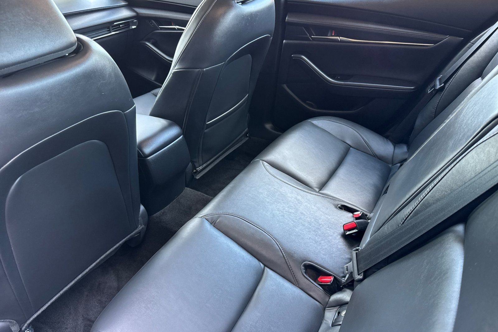 Used 2024 MAZDA MAZDA3 s image 12