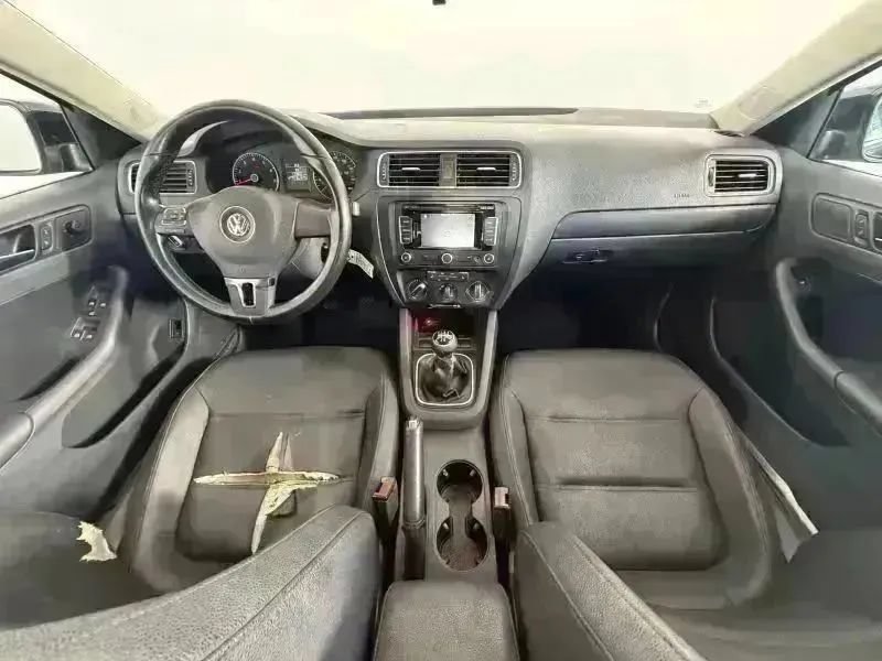 Used 2012 Volkswagen Jetta SE FWD image 8