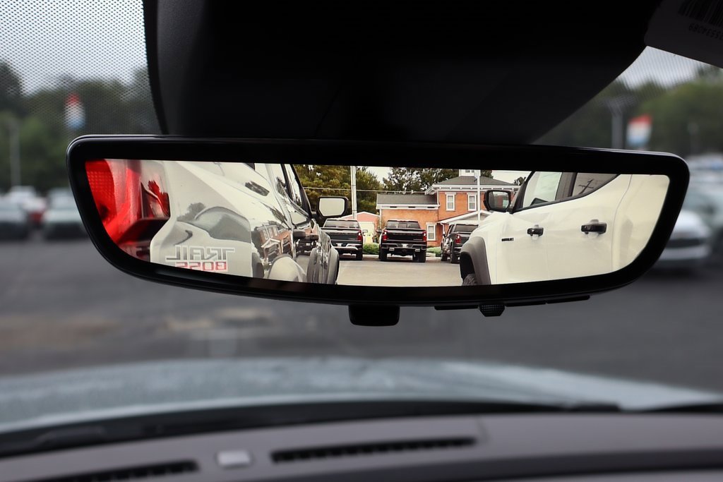 New 2025 Chevrolet Suburban LT w/ Advanced Technology Package image 13