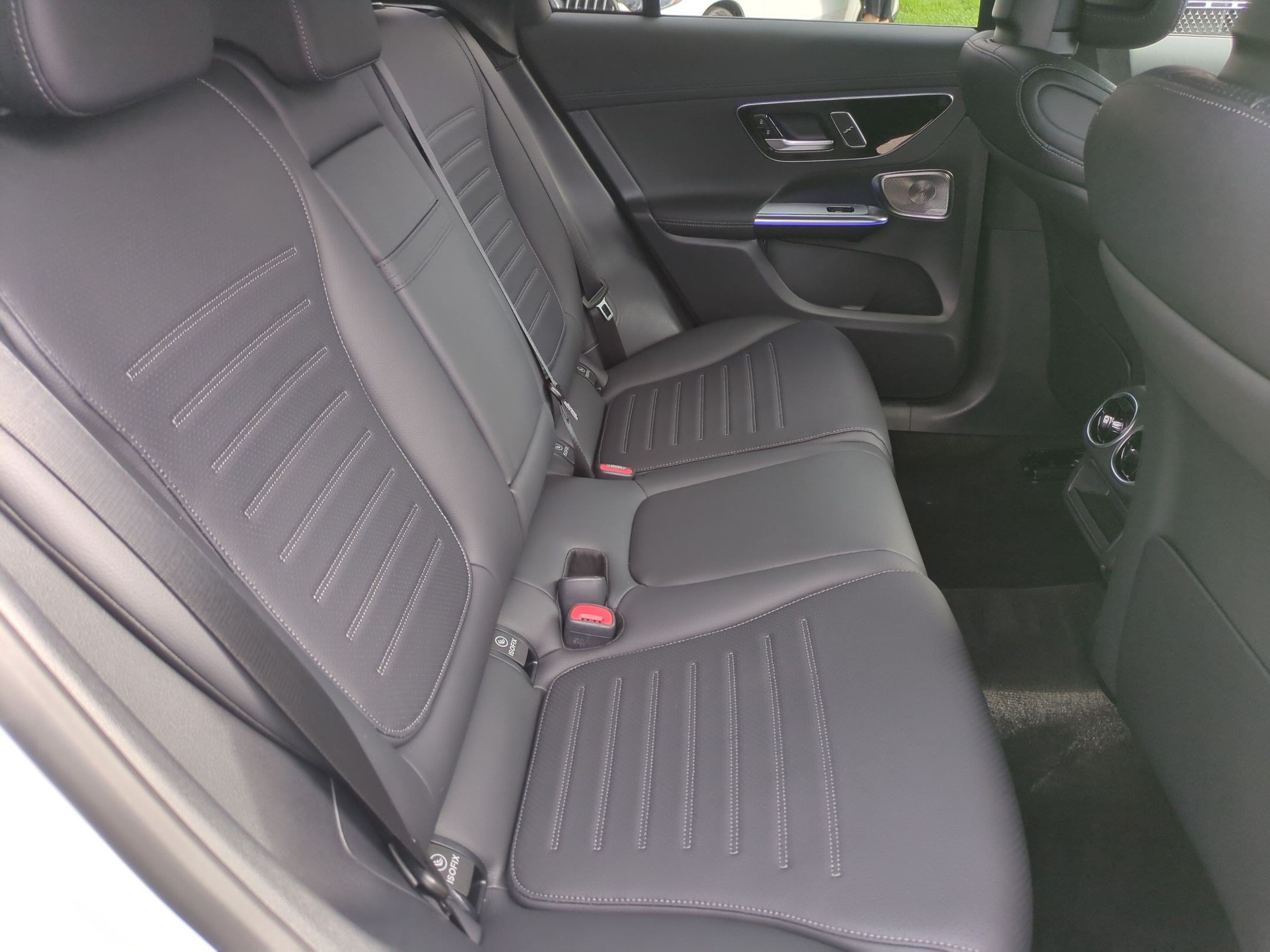 Certified 2026 Mercedes-Benz GLC 300 4MATIC image 33