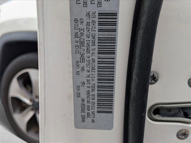 Used 2018 Jeep Compass Latitude w/ Popular Equipment Group FWD image 20