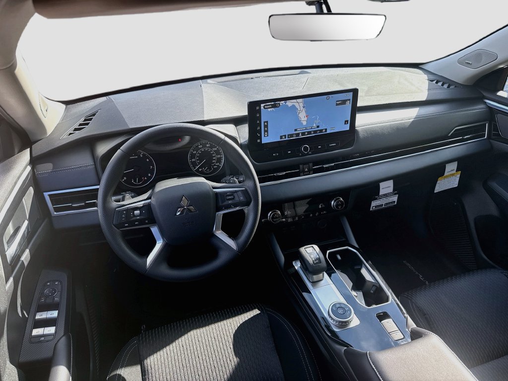 New 2026 Mitsubishi Outlander ES FWD image 22