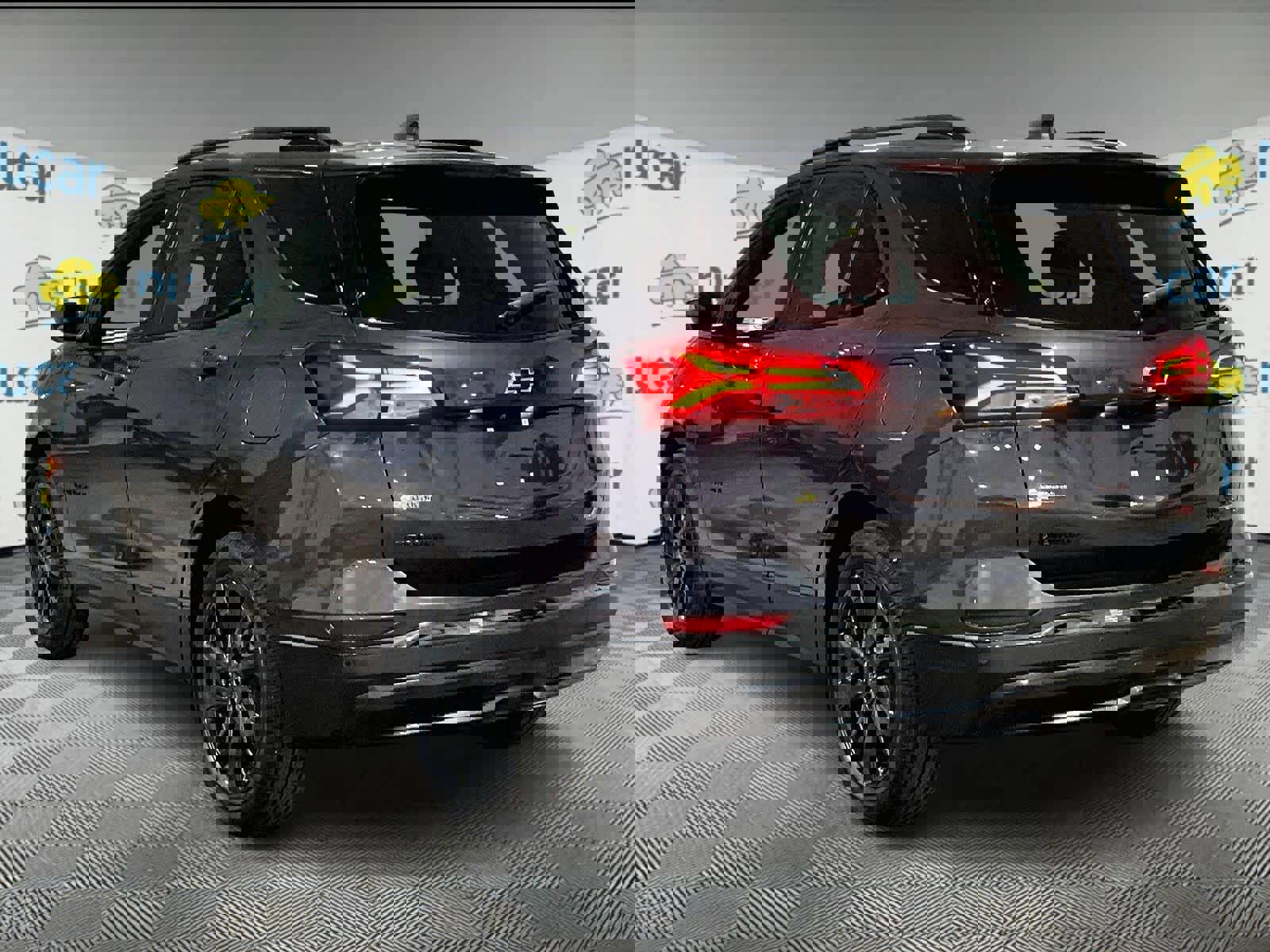 Certified 2022 Chevrolet Equinox RS w/ RS Leather Package image 4