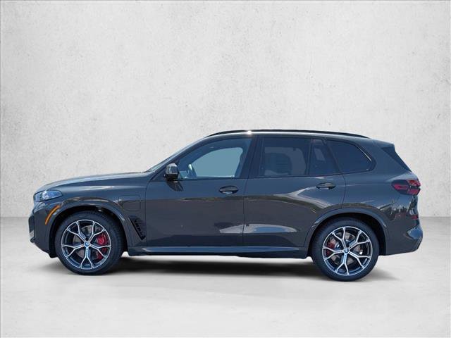 New 2026 BMW X5 xDrive50e w/ M Sport Package AWD/4WD image 7