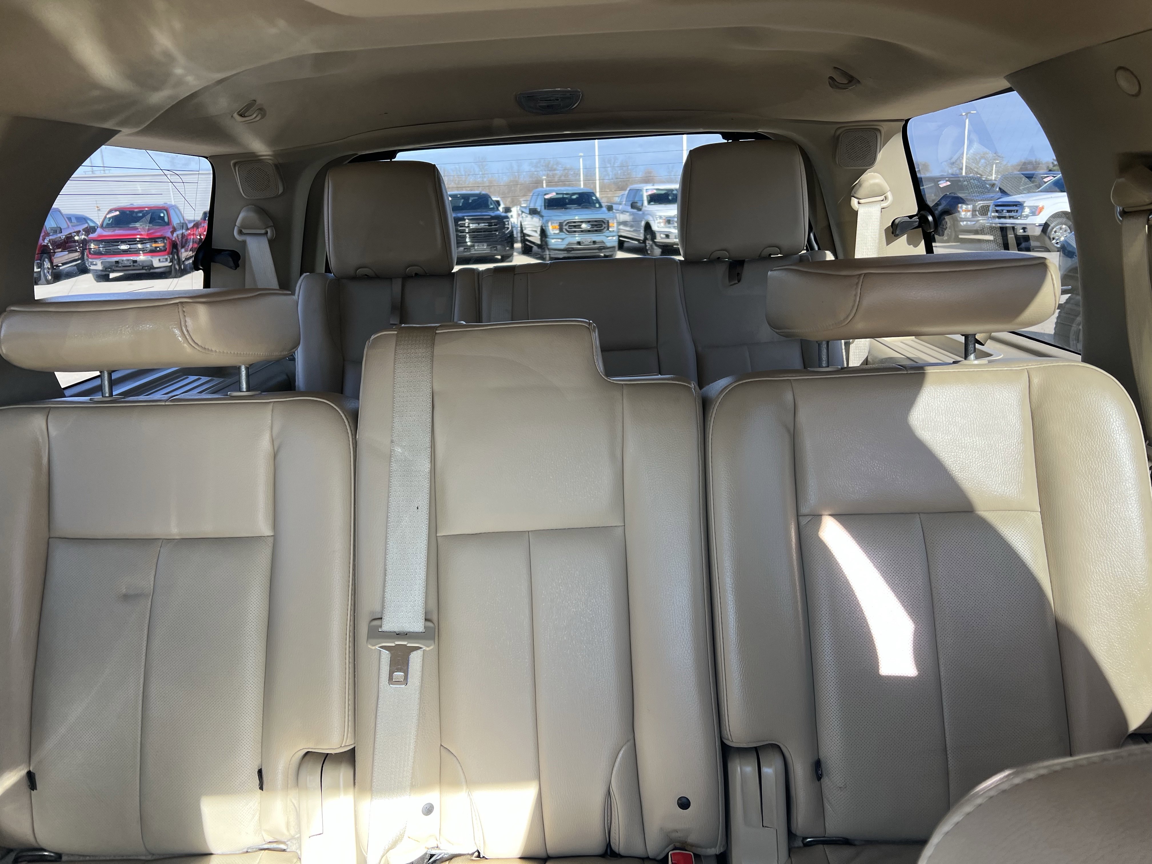 Used 2015 Ford Expedition Limited w/ Equipment Group 301A image 17