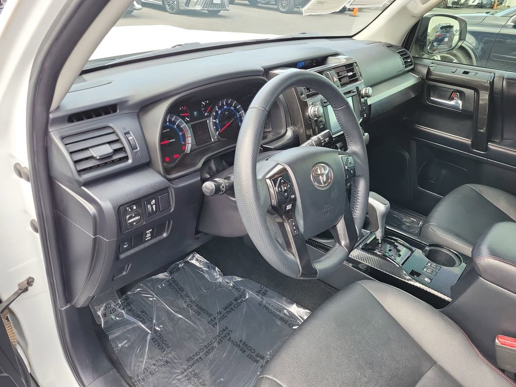 Used 2019 Toyota 4Runner TRD Off-Road Premium AWD/4WD image 19