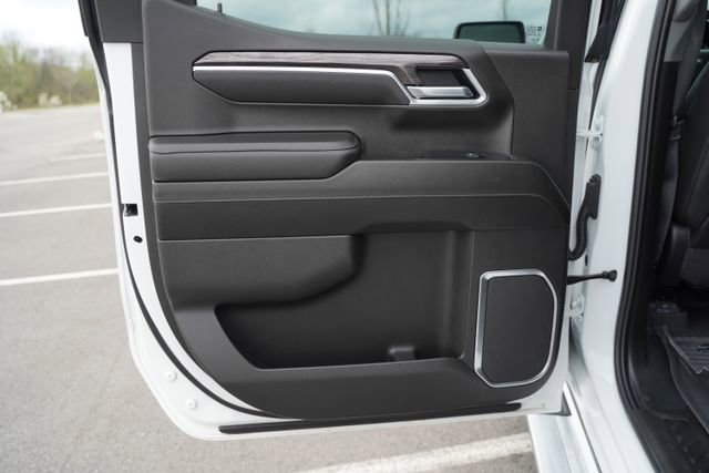 Used 2025 Chevrolet Silverado 1500 LTZ w/ LTZ Premium Package image 18