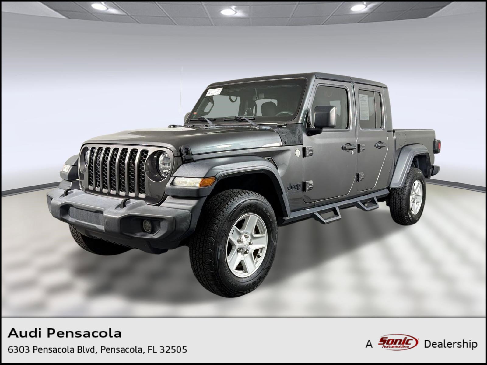 Used 2020 Jeep Gladiator Sport AWD/4WD image 1