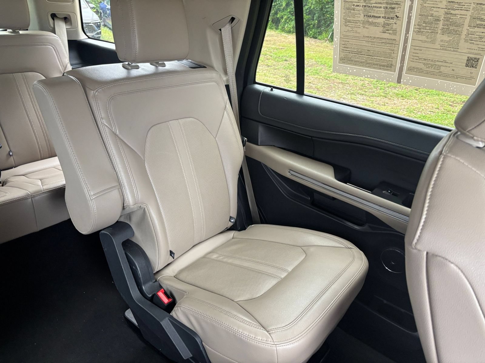 Used 2024 Ford Expedition Limited RWD image 41