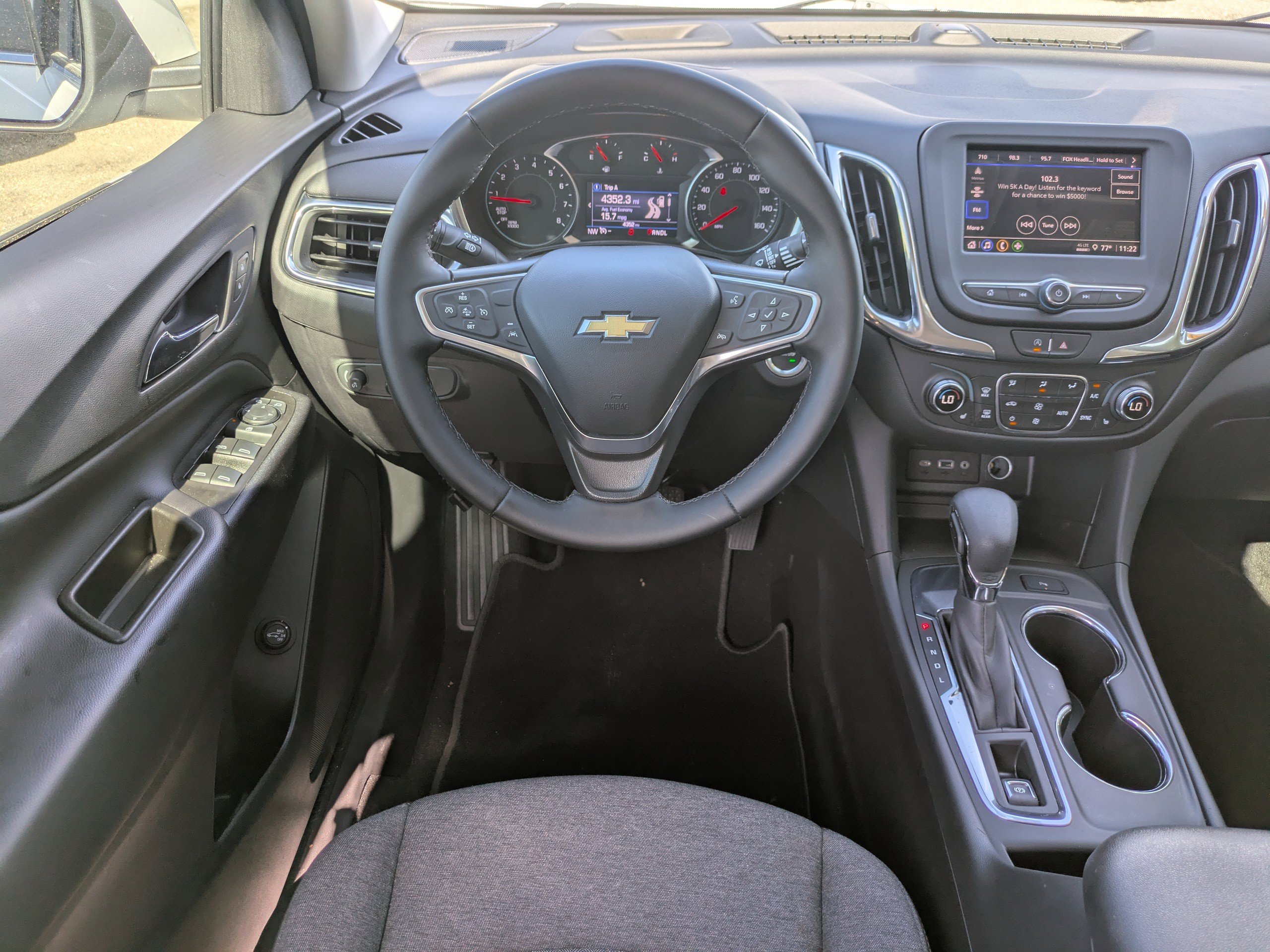 Used 2023 Chevrolet Equinox LT image 15