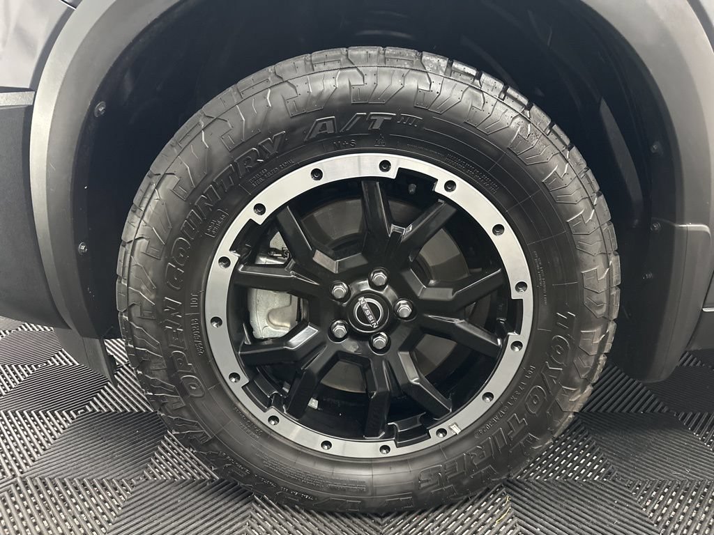 Used 2025 Nissan Pathfinder Rock Creek AWD/4WD image 40