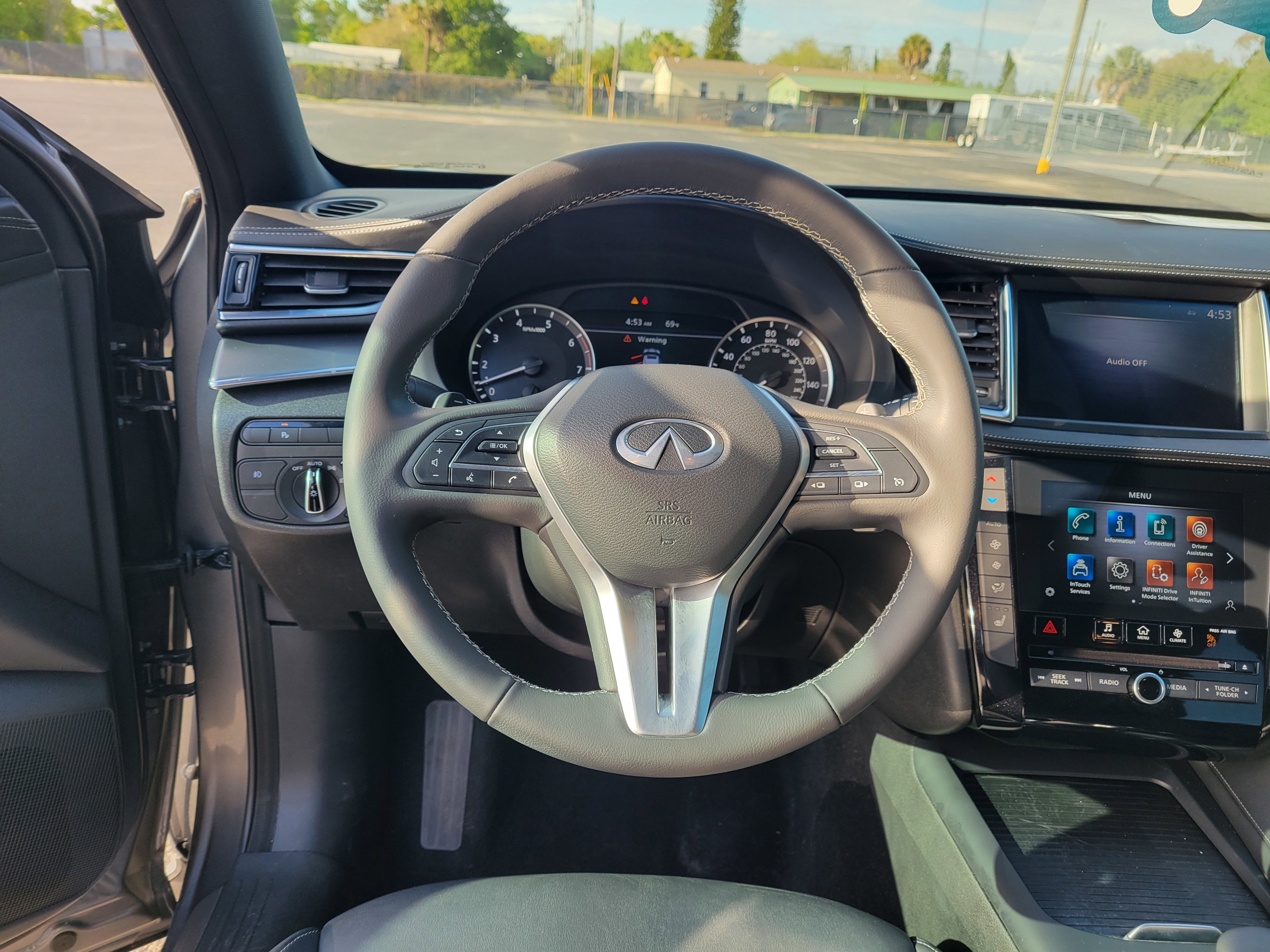 Used 2022 INFINITI QX55 Luxe w/ Accent Package AWD/4WD image 14