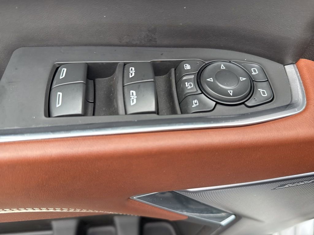 Used 2024 GMC Sierra 3500 Denali Ultimate AWD/4WD image 30