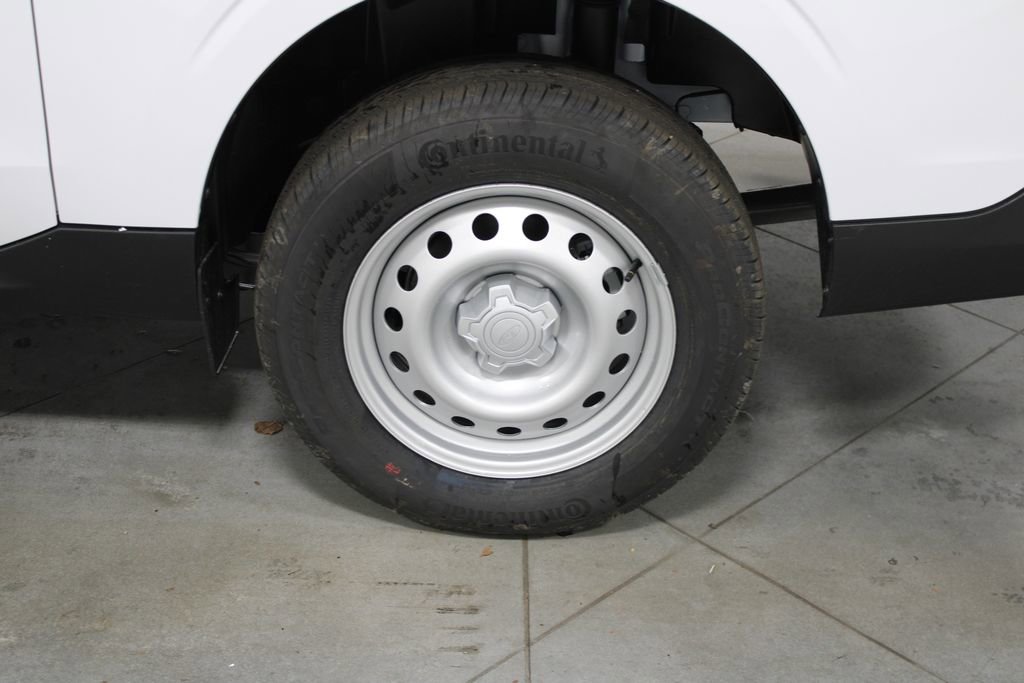 New 2025 Ford Maverick XL w/ Equipment Group 101A image 17