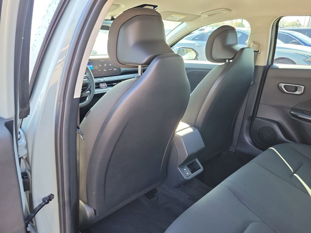 New 2026 Kia K4 LXS image 15