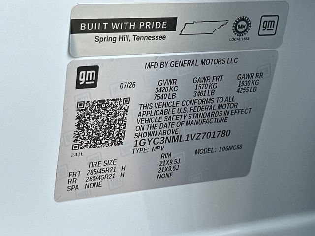 New 2027 Cadillac Vistiq Sport w/ LPO, Floor Liner Package AWD/4WD image 18