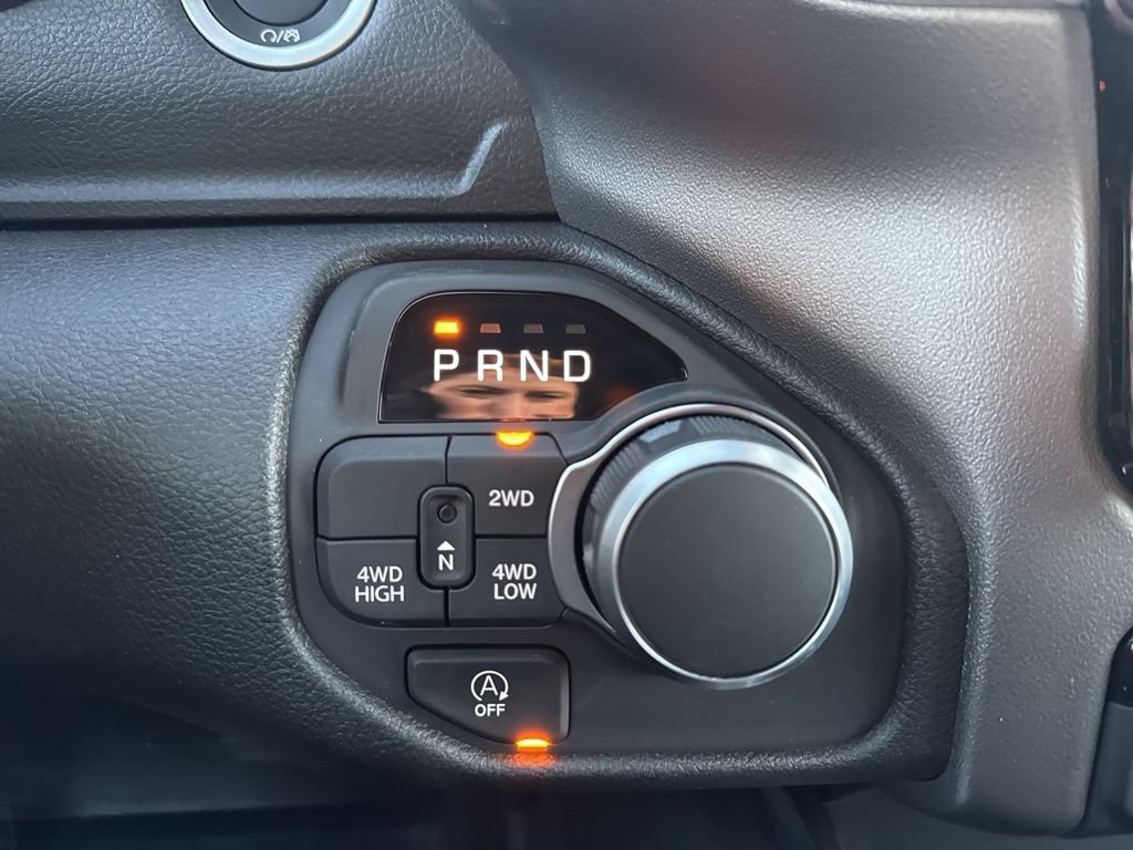 New 2026 RAM 1500 Express AWD/4WD image 15