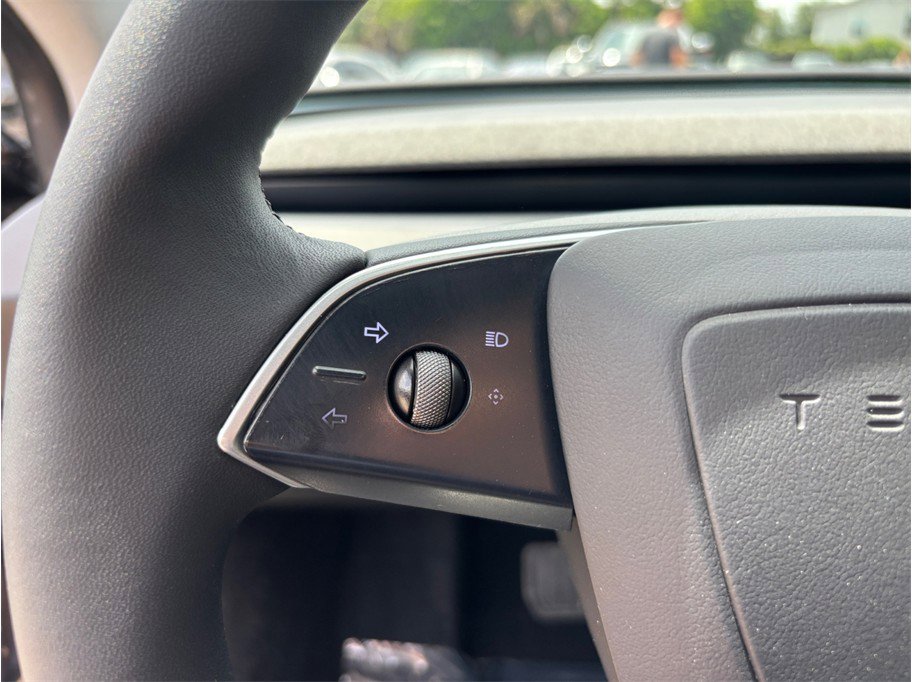 Used 2024 Tesla Model 3 Standard Range RWD image 22