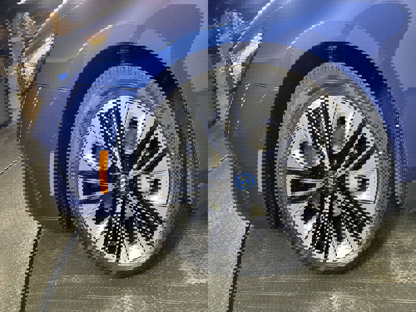 Certified 2024 BMW i5 eDrive40i w/ Premium Package image 9