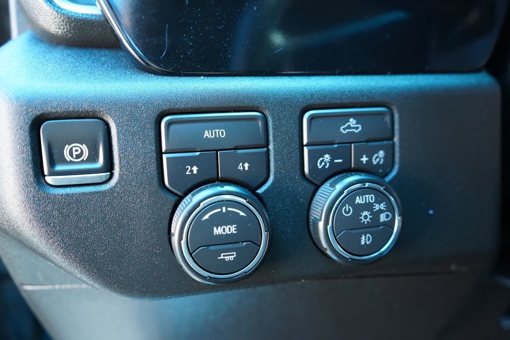 Used 2026 Chevrolet Silverado 1500 RST AWD/4WD image 31