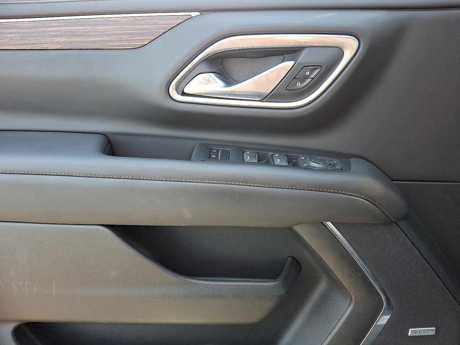 Used 2023 Chevrolet Suburban High Country image 13