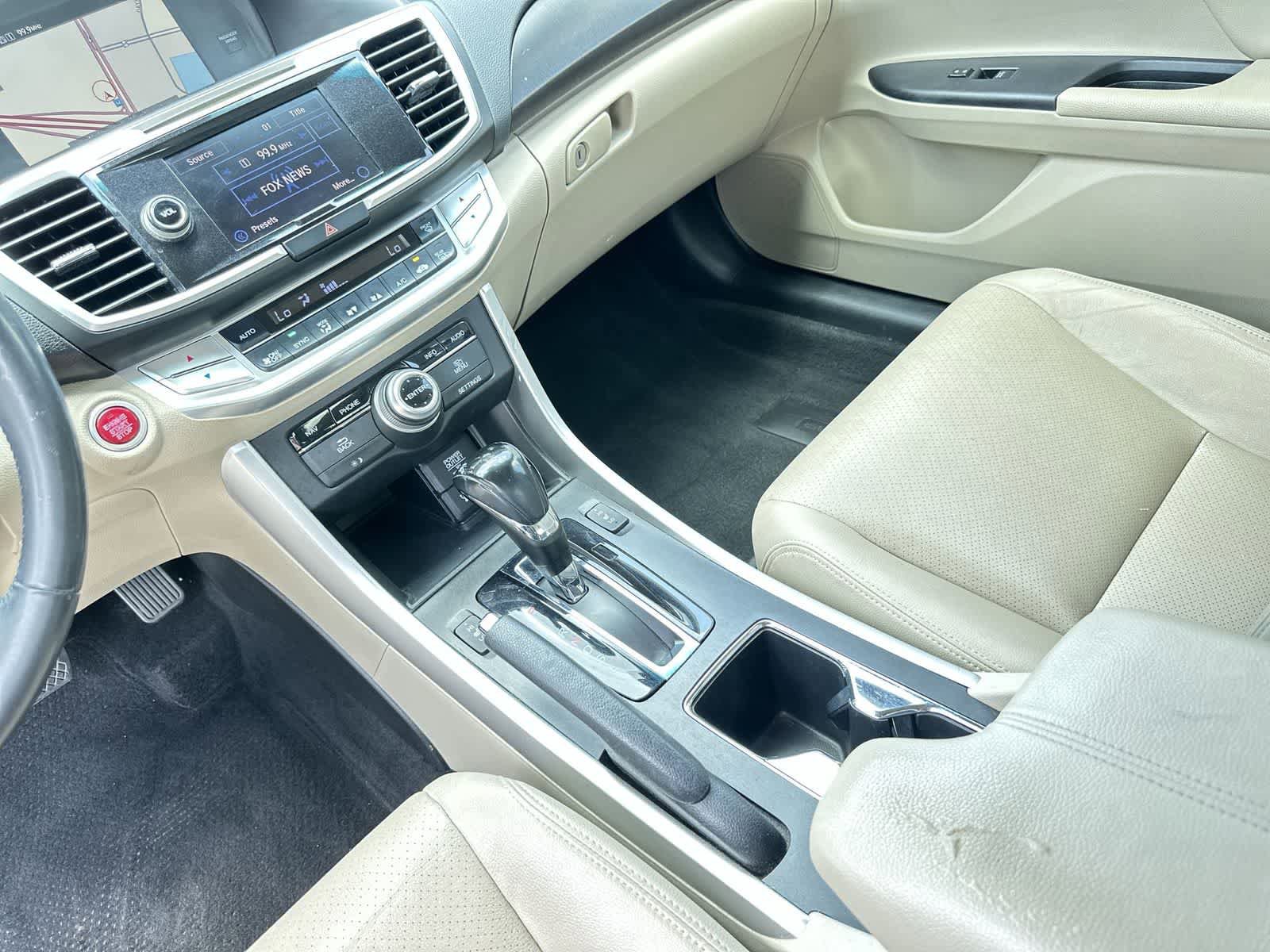 Used 2015 Honda Accord EX-L image 19