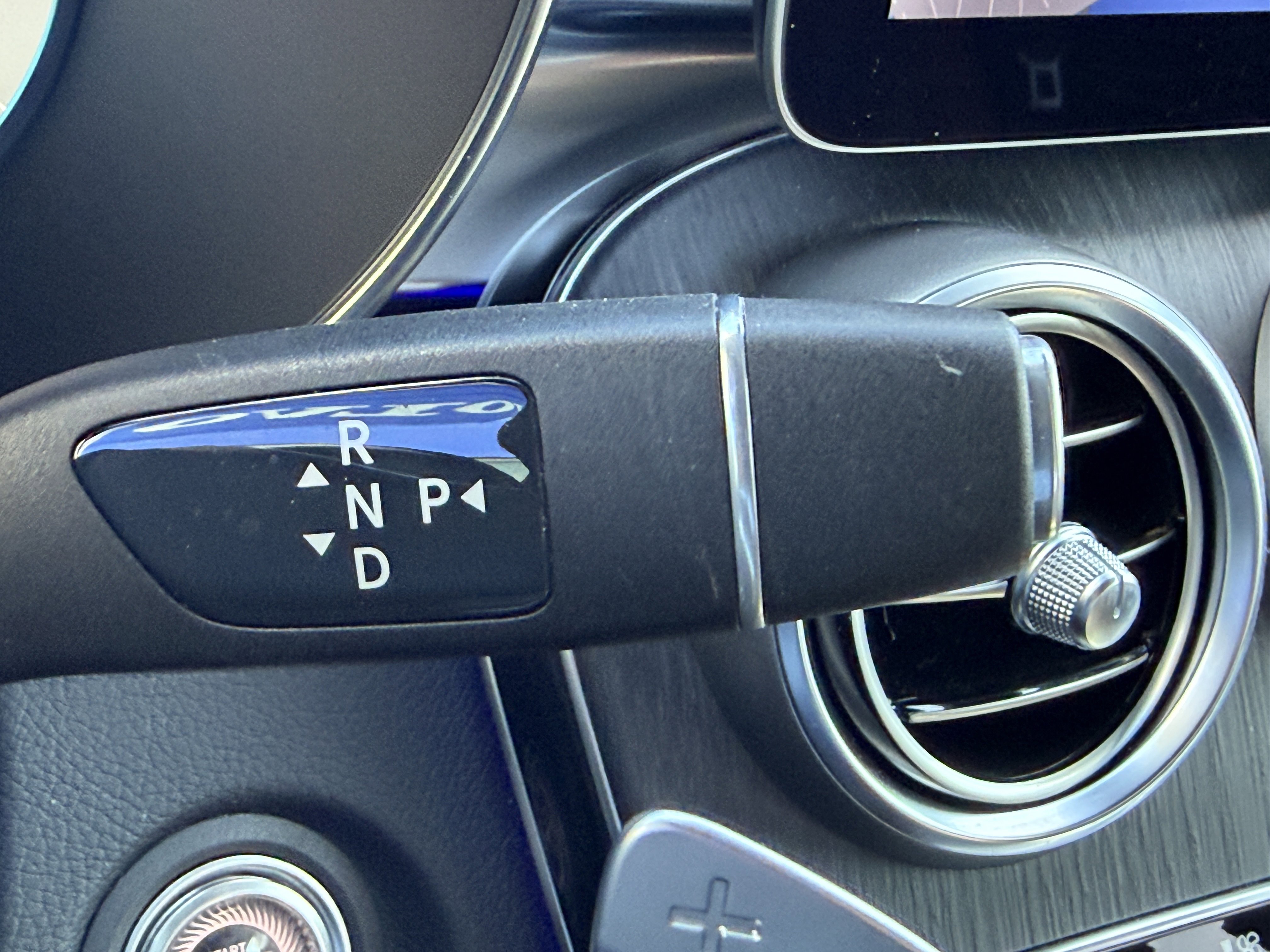 Used 2020 Mercedes-Benz GLC 300 image 22