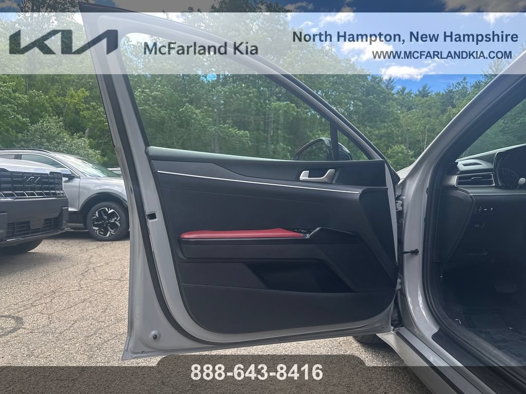 Used 2024 Kia K5 GT-Line AWD/4WD image 11