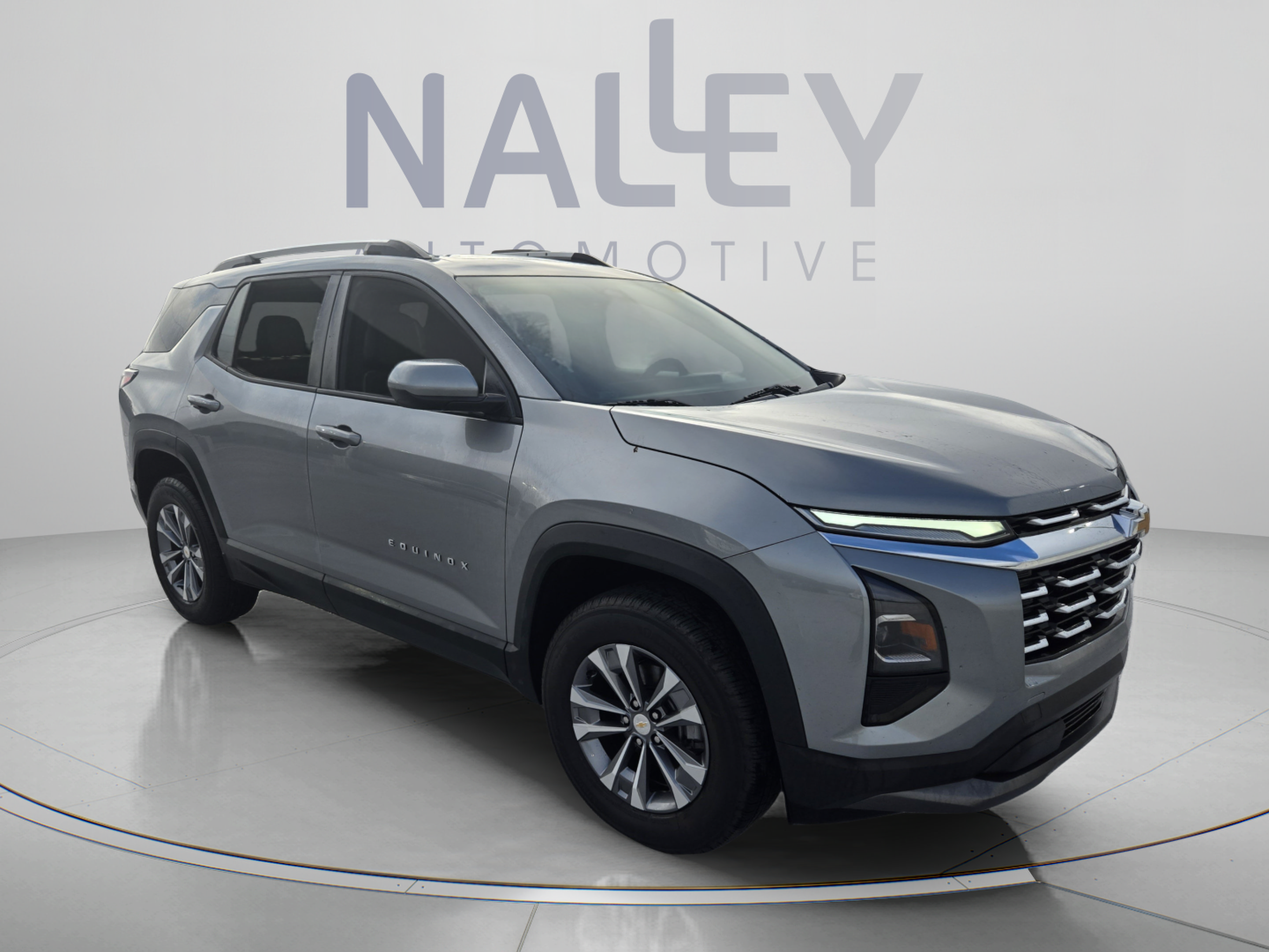 Used 2026 Chevrolet Equinox LT w/ Convenience Package II FWD image 6