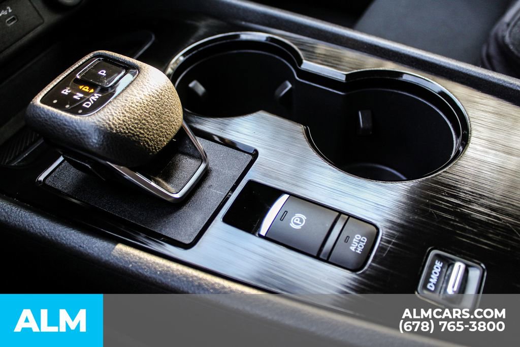 Used 2024 Nissan Rogue S image 36