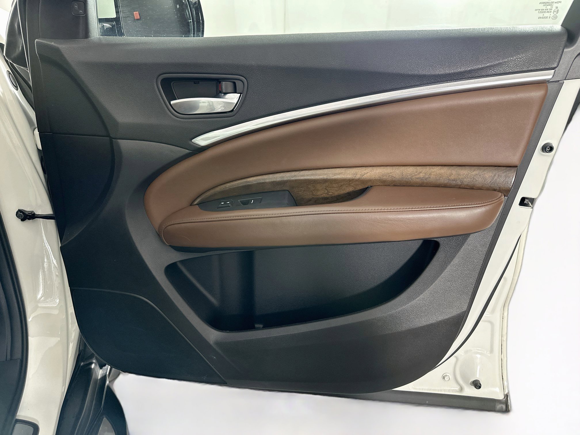 Used 2017 Acura MDX FWD w/ Advance Package image 35