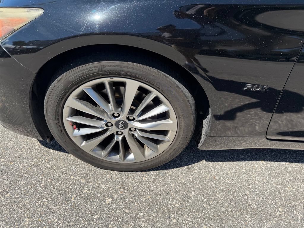 Used 2018 INFINITI Q50 Luxe RWD image 9