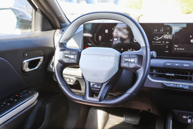 Used 2025 Kia K4 GT-Line w/ GT-Line Sunroof Package FWD image 16