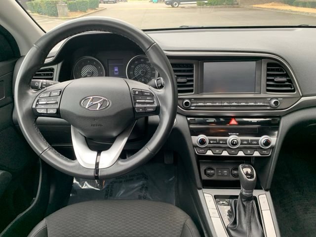 Used 2020 Hyundai Elantra Value Edition w/ Cargo Package (C1) FWD image 14