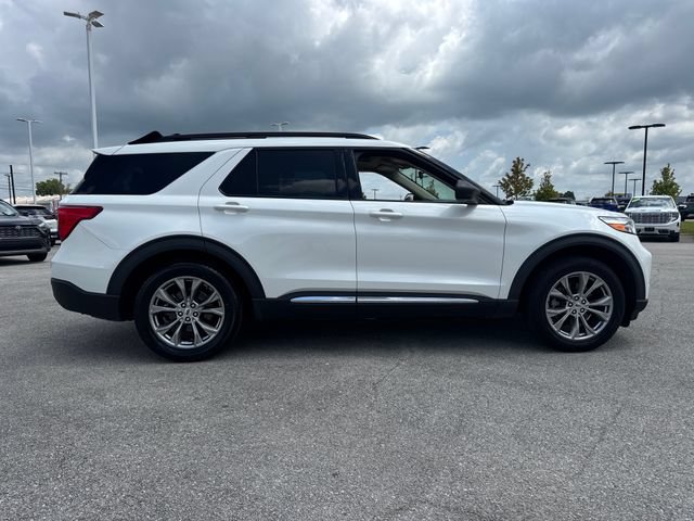 Used 2022 Ford Explorer XLT w/ Equipment Group 202A RWD image 8