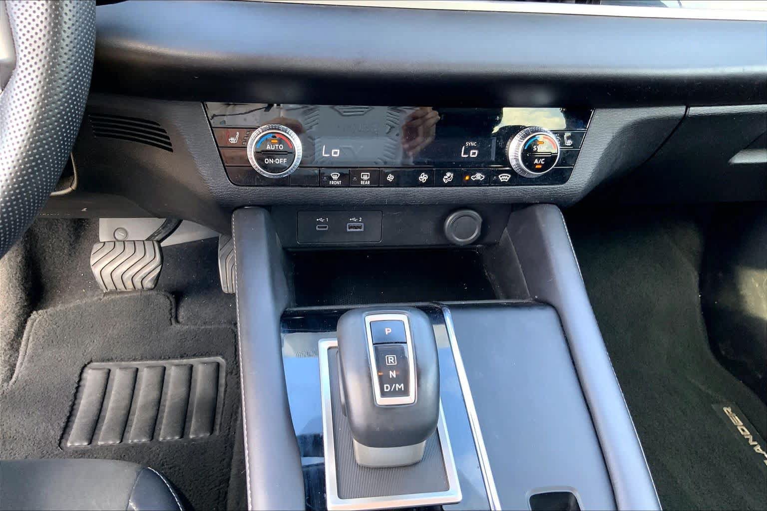 Used 2023 Mitsubishi Outlander SE AWD/4WD image 32