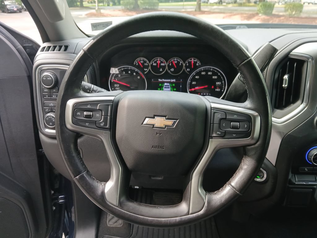 Used 2020 Chevrolet Silverado 1500 LT w/ All-Star Edition AWD/4WD image 22