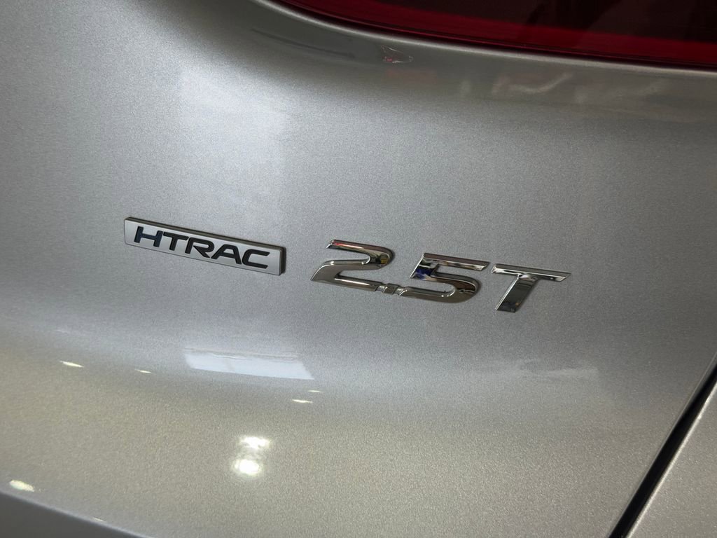 Used 2023 Hyundai Santa Fe Limited AWD/4WD image 35