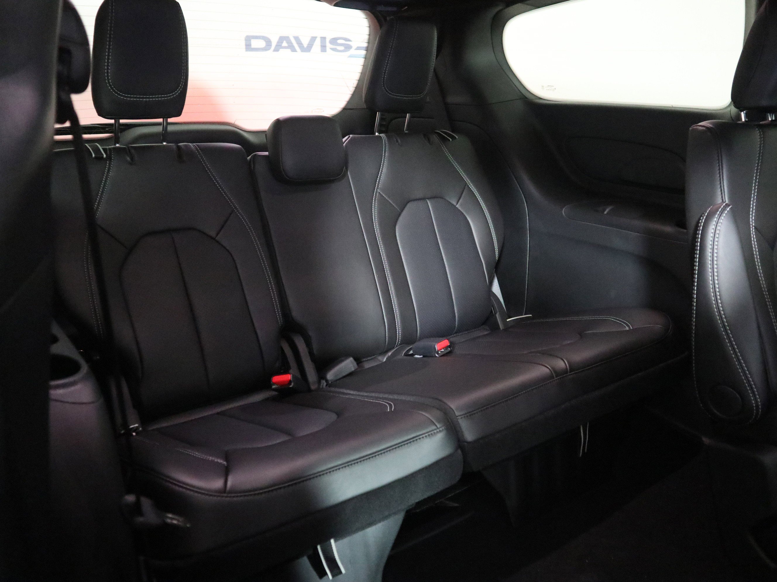 New 2026 Chrysler Pacifica Select image 22